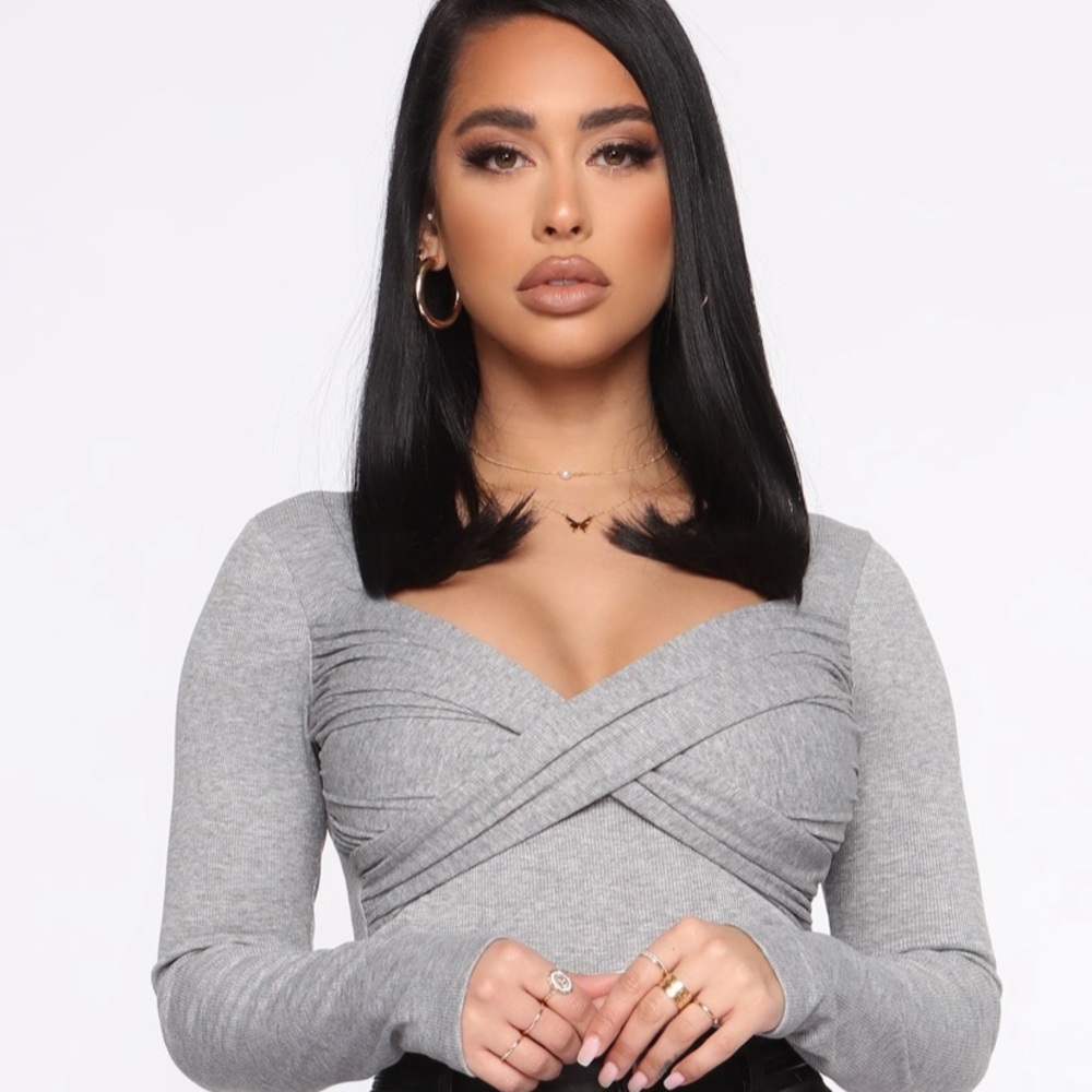 FASHION NOVA TWIST TOP